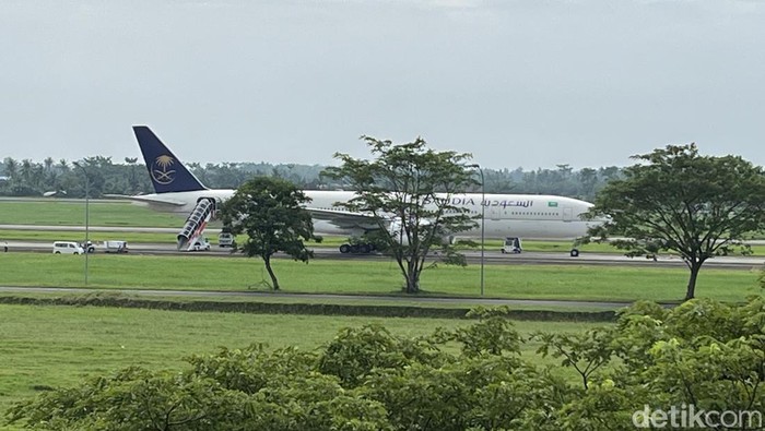 **Saudia Airlines Dalam Krisis, Pendaratan Darurat di Kualanamu dengan Ancaman Bom**