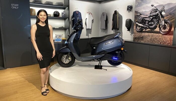 “Spek TVS iCube S yang Turun Harga: Jarak Tempuh 115 Km, Bagasi Muat Helm”