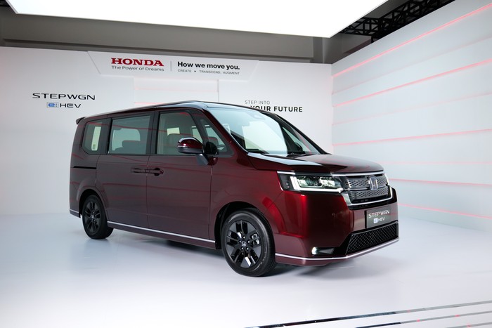 Honda Step Wgn Hybrid Siap Debut di GIIAS 2025, Hadirkan Teknologi e:HEV Terbaru
