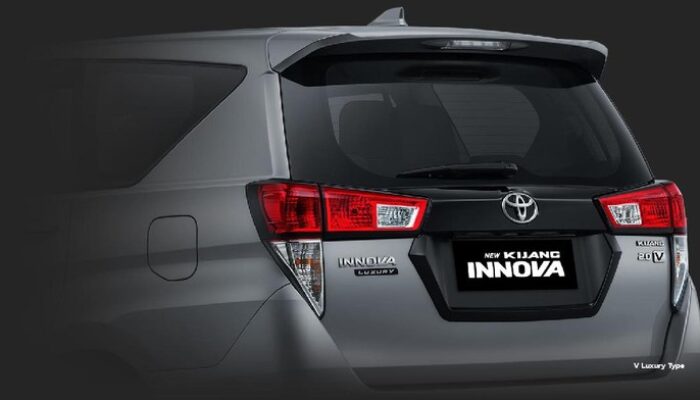 Beda Rp 1,4 Juta, Mending Innova Reborn Diesel atau Innova Zenix Bensin? – Update 1