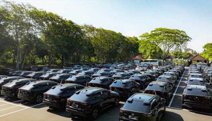 **Bukan Turun Harga, Ini Sebabnya Toyota bZ4X Ada yang Dijual Rp 600 Jutaan**