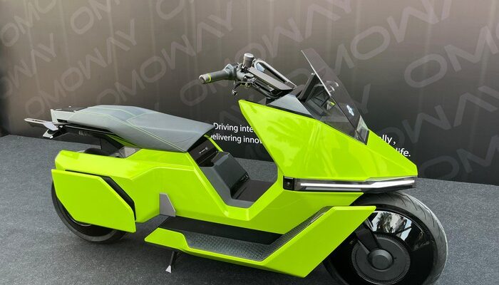 Omoway Motor Listrik Indonesia, Pamer Teknologi Otonom Canggih