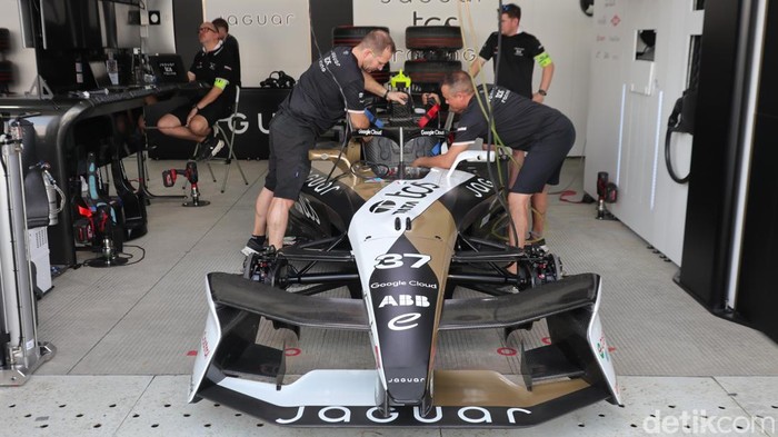 Jaguar TCS Racing Janji Hadirkan Performa Maksimal di Formula E Jakarta