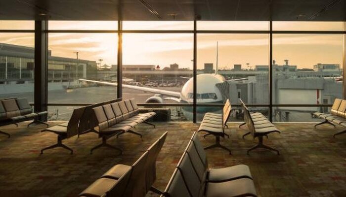 **Israel Buka Jalur Udara Dadakan, Evakuasi Wisatawan dari Konflik**