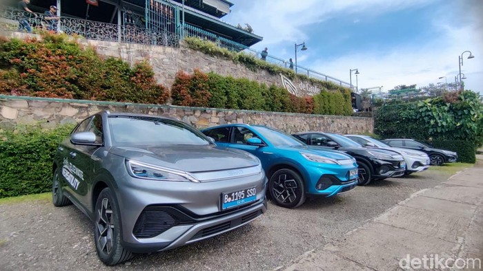 BYD Atto 3: Dari 0 Hingga 30 Unit dalam Sejam, Apakah Ini Pertanda Baru bagi Industri Otomotif?