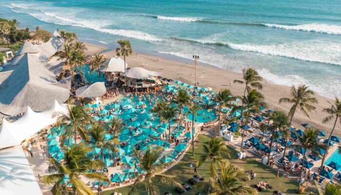 **Bali dalam Perubahan: 157 Karyawan Finns Recreation Club Terkena PHK, Apa yang Terjadi?**