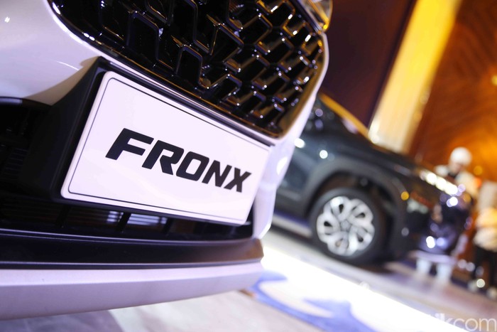 Suzuki Terpaksa Goda Konsumen Indonesia dengan Fronx Saat Penjualan Lesu