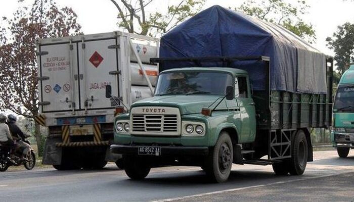 Ini Alasan Truk Bermoncong Nyaris Punah di Indonesia: Perkembangan Desain dan Teknologi