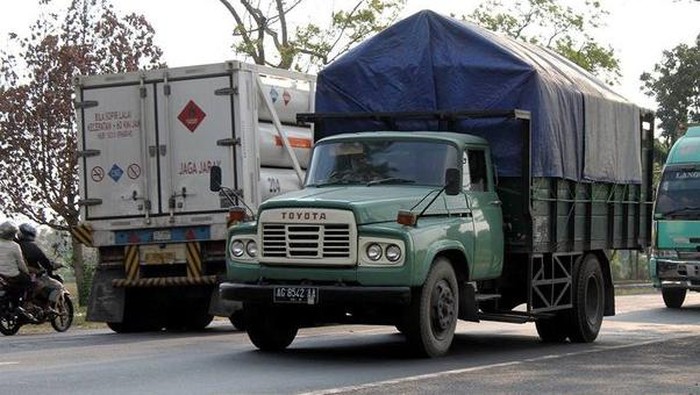 Ini Alasan Truk Bermoncong Nyaris Punah di Indonesia: Perkembangan Desain dan Teknologi