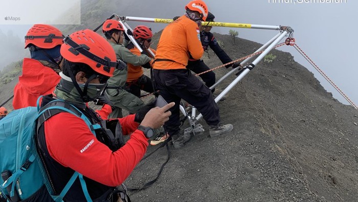 Tragedi Menyedihkan Turis Brasil di Rinjani: Evakuasi Berlanjut Hari Ini