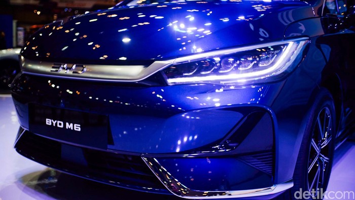 Udara Masuk ke Kabin BYD M6, Apakah Standar Eropa Menjanjikan Kualitas yang Lebih Baik?