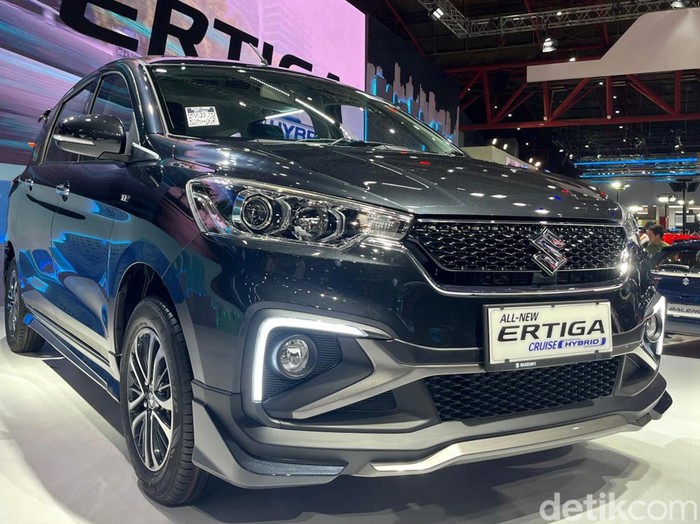 Nol Distribusi, Apakah Ertiga Hybrid Menjadi Jendela ke Masa Depan Otomotif?