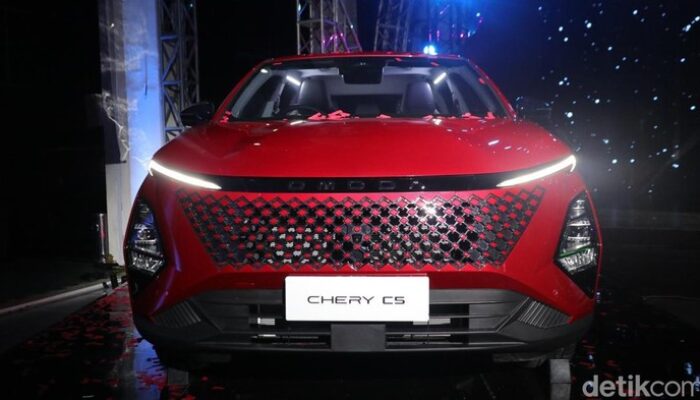 Alasan Chery Belum Mau Copot Emblem ‘Omoda’ di Mobil-mobilnya: Rebranding Chery C5 dan E5