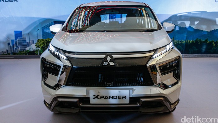 **Mitsubishi Xpander 2025 Dengan Active Yaw Control: Peningkatan Performa dan Keamanan**