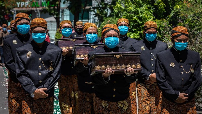 **Malam 1 Suro: Tradisi Sakral dan Misteri di Baliknya**