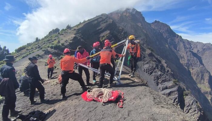 “Tragedi Juliana: Evaluasi Berat Pendakian Rinjani Usai Kebakaran yang Mengejutkan”
