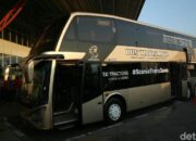 “Mengapa Mesin Bus Terus Berjalan di Rest Area? Ini Penyebabnya!”