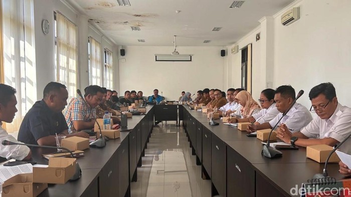 **Warga Sembalun Bersuara: Perbaikan Pengelolaan Wisata Rinjani untuk Kesejahteraan Lokal**