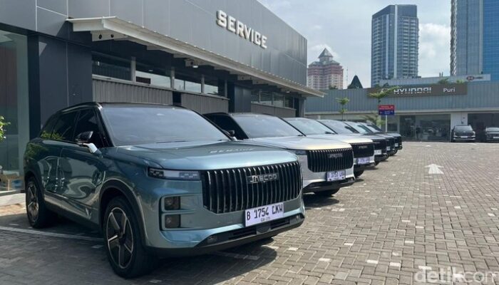 Harga Mobil China Turun Drastis, Dampak pada Nilai Jual?