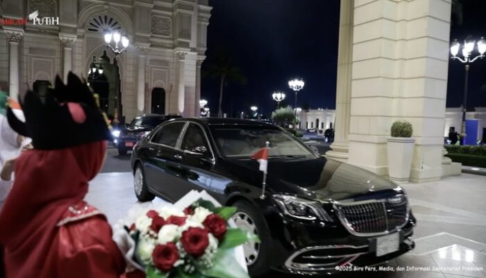 Prabowo Tiba di Jeddah, Langsung Dijemput Mobil Mewah Anti-peluru: Ini Keamanan yang Dilindungi!