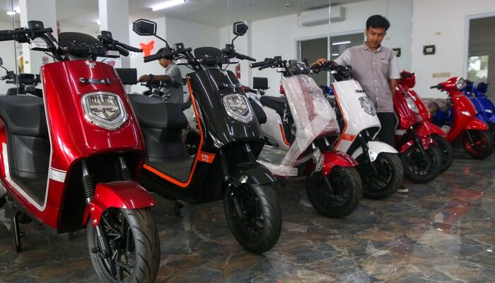 Subsidi Motor Listrik: Kapan Akhirnya Berlaku?