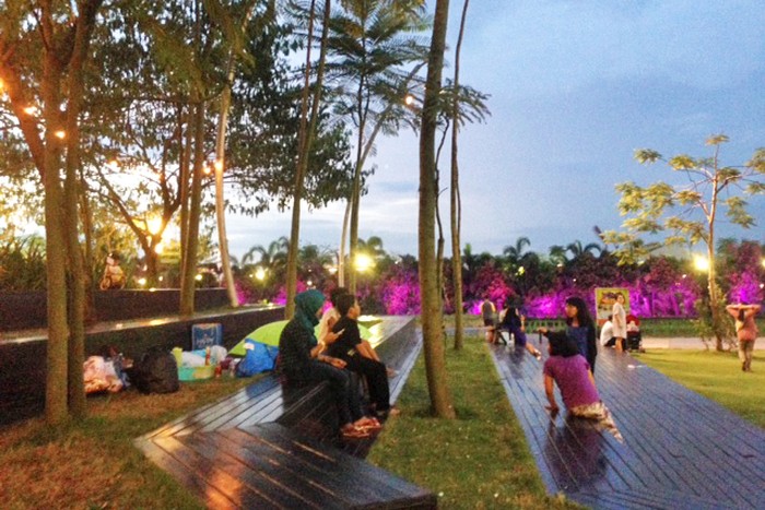 **5 Destinasi Edukatif dan Adem untuk Anak, Selain Taman Safari**