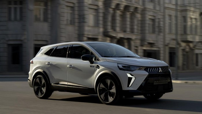 Kembali Berdenyut, Mitsubishi Grandis Siap Menaklukkan SUV Modern