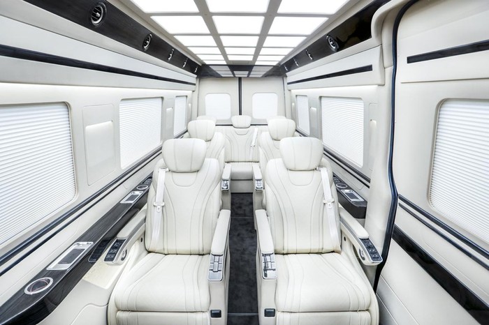 Mewah! Interior Mercedes-Benz Sprinter Ini Dimodifikasi Ala Kabin Jet Pribadi
