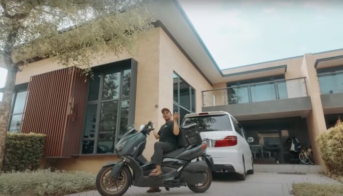 “Driver Grab di Singapura Raih Rp 76 Juta/Bulan, Tinggal di Vila Mewah: Performa dan Keuntungan”