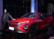 **Sampai Kapan Produsen Mobil China Perang Harga di Indonesia? Analisis Strategi dan Dampak**