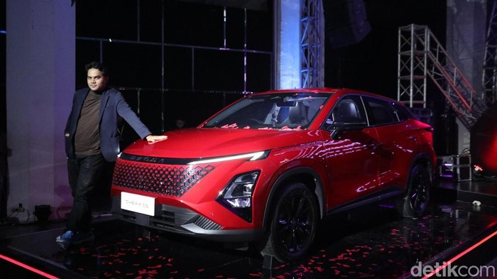 **Sampai Kapan Produsen Mobil China Perang Harga di Indonesia? Analisis Strategi dan Dampak**