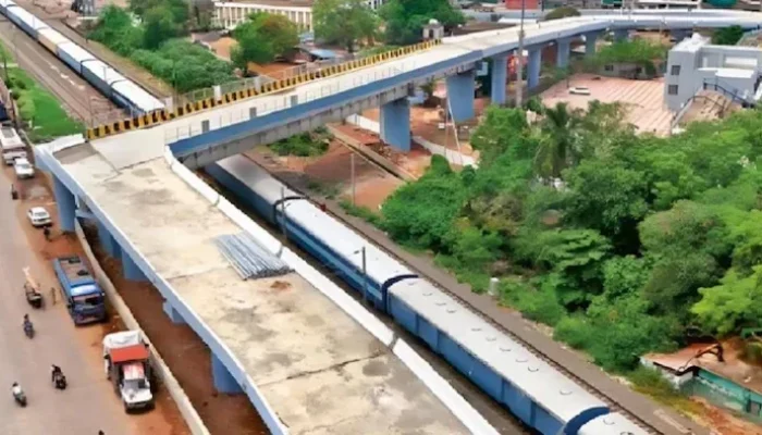 Flyover 90 Derajat India: Desain Tidak Aman yang Menyebabkan Protes Insinyur