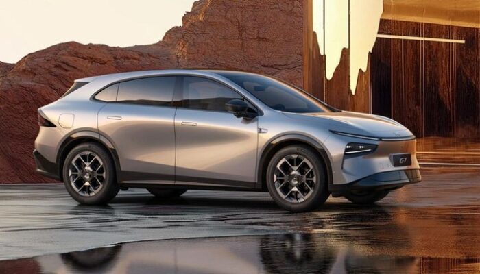 **Xpeng G7, Mobil Listrik yang Meraup 10 Ribu Penjualan dalam 9 Menit, Apa yang Membuatnya Hebat?**