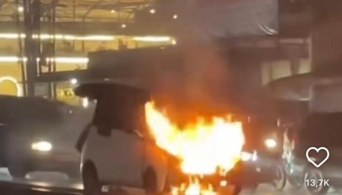 **Sebelum Terbakar, Wuling Air EV Sempat Tabrak Kendaraan Lain: Investigasi Mendalam**