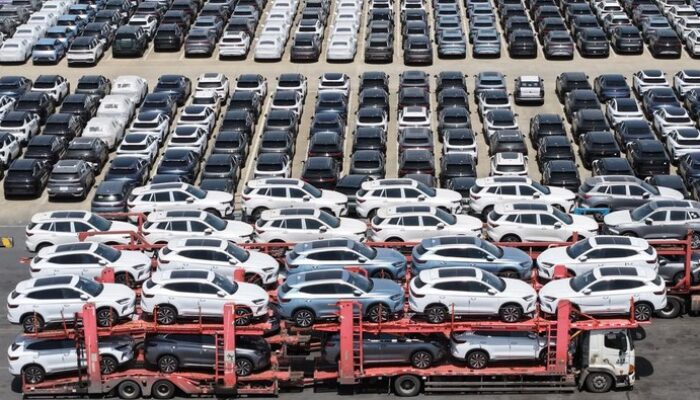 Dari 0 Hingga 300%: Ban Mobil Listrik Menerobos Pasar Indonesia