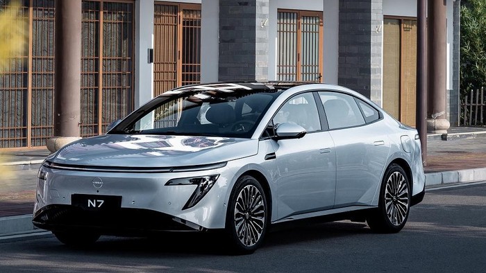 Mobil Listrik Nissan N7 Siap Diekspor Tahun Depan, Indonesia Kebagian? - Update 1
