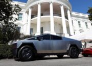 Saham Tesla Menyusut Rp 1,1 T Gegara Elon Musk Umumkan Bikin Partai – Update 1