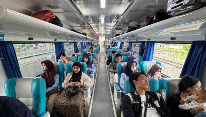 **KAI dan Polisi Berburu Pelaku Aksi Pelemparan Batu ke KA Sancaka, Destinasi Yogyakarta-Surabaya yang Menegangkan**
