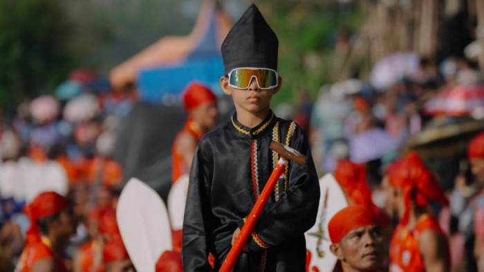 **Kecapuhan Dunia: Pacu Jalur dari Kuantan Singingi yang Mempesona**