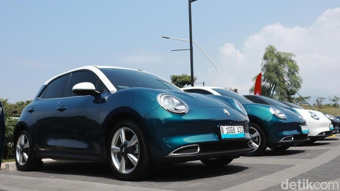 **Mobil Listrik Ora 03 Mau Dirakit Lokal di Bogor, Harga Bakal Turun?**