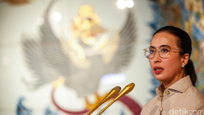 **Menpar Widiyanti Disentil DPR: Pacu Jalur, Warisan Budaya Indonesia yang Membetot Dunia**