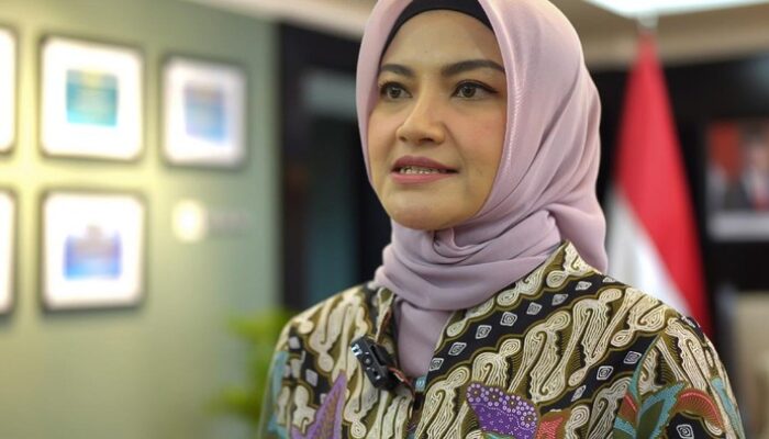 **Mobil Mewah Tina Talisa yang Ditunjuk Jadi Komisaris Pertamina Patra Niaga: Spesifikasi dan Performa yang Mengagumkan**