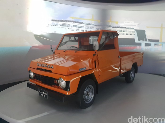 [48 Tahun Kijang di Indonesia: Dari Mobil Bak Jadi Simbol Kejayaan Pejabat]