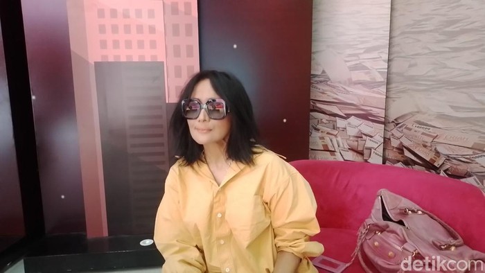 Atiek CB: Rahasia Mendaki di Usia Senja Tanpa Menyerah, Begini Kiatnya!