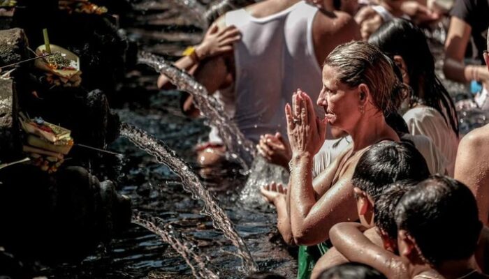 **Jelajahi Bali dengan Nyaman Bersama Gubernur Koster: Pulau Dewata Kini Aman dan Kondusif**