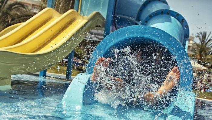 **Rayakan Ulang Tahun Anak di Brosko Volna Aqua Park, Khabarovsk**