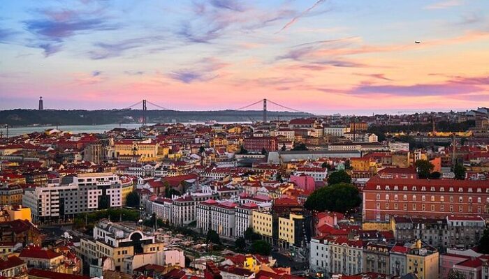 “Tidur di 10 Kota Bahagia 2025: Kunci Kualitas Hidup Terbaik Dunia”