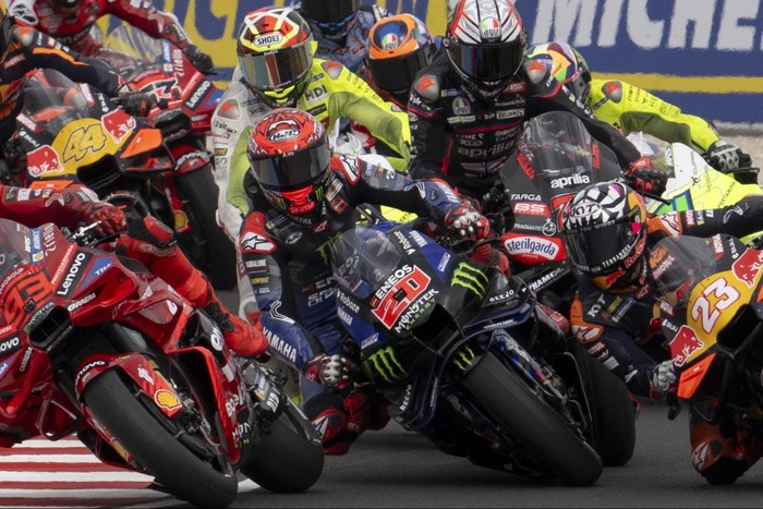 Malam Bersejarah MotoGP! Jadwal Catalunya 2025, Sprint Race Dimulai Sebentar Lagi