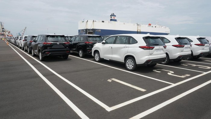 Ekspor Mobil Toyota Ditargetkan Tembus 3 Juta Unit Tahun Ini: Performa dan Teknologi Unggulan