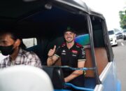 **2 Pebalap MotoGP VR46 Racing Team Jajal Bajaj-MRT di Jakarta**